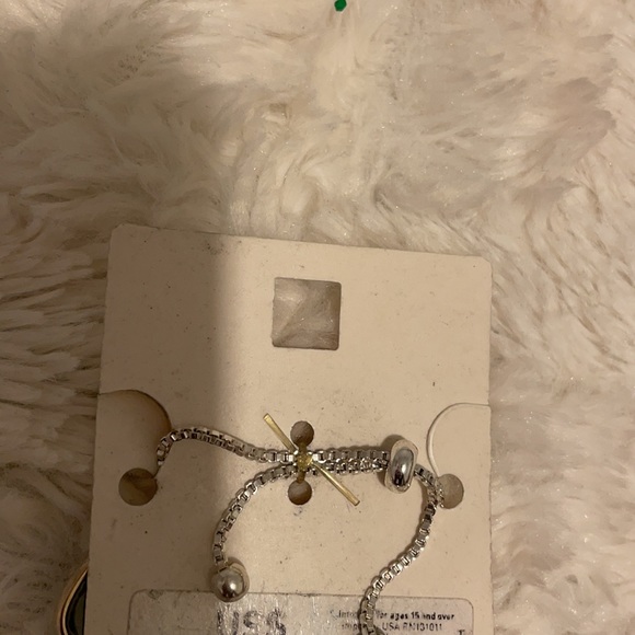 Adjustable bracelet - Picture 2 of 3